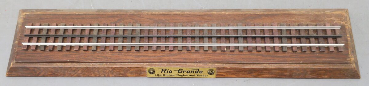 Lionel 6-28068 O Gauge Rio Grande Hudson Display Base EX