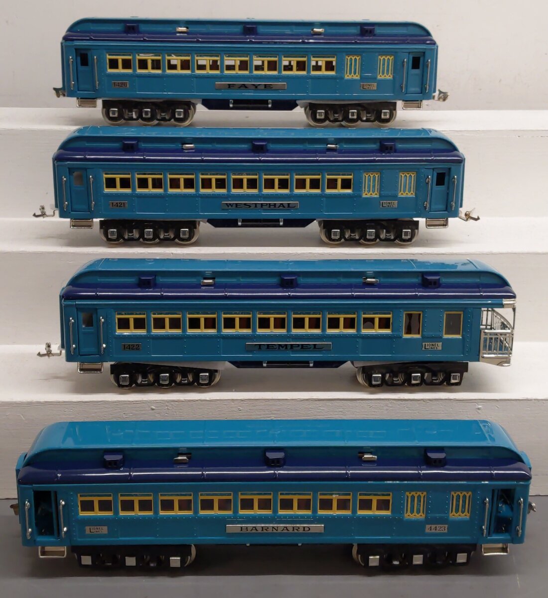 Lionel 6-13408 Std Gauge Blue Comet Passenger Set #1420, #1421, #1422, #4423 EX