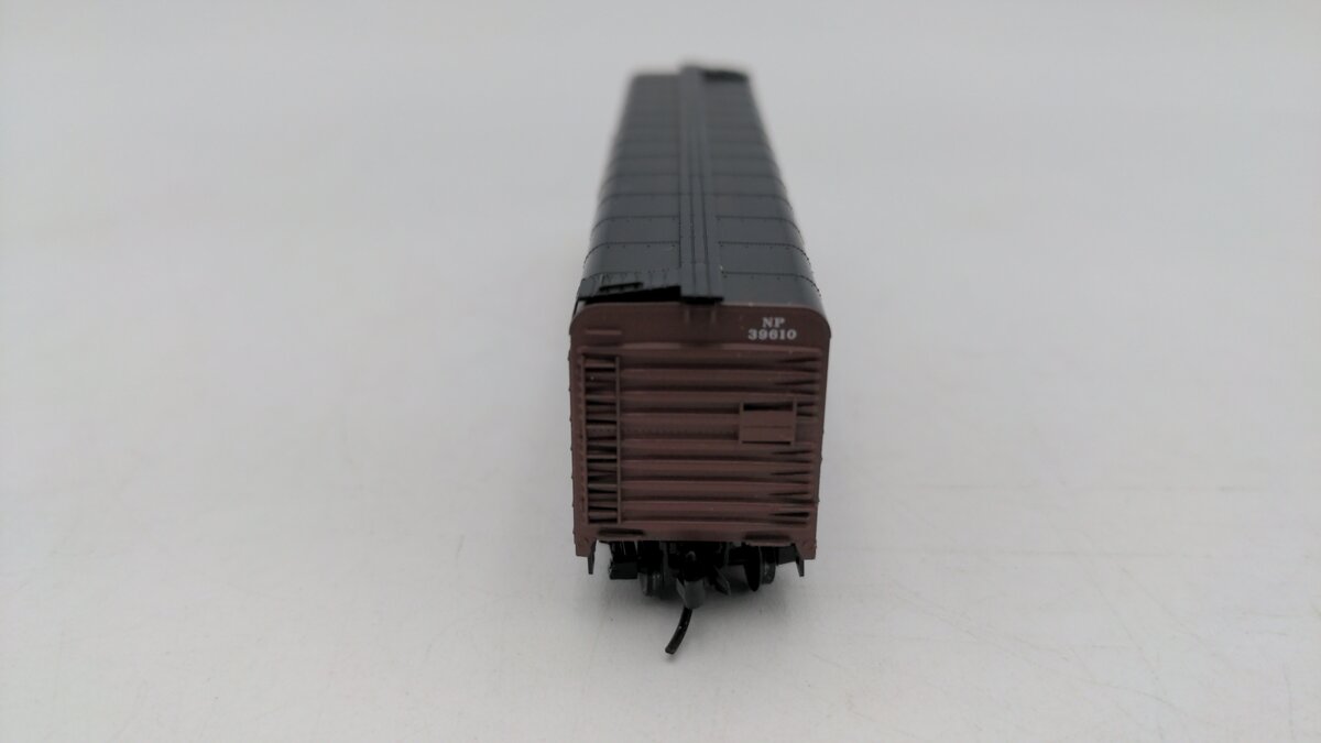 Micro-Trains 07900020 N Northern Pacific 50' Double Door Wagon Top Boxcar #39610 EX/Box