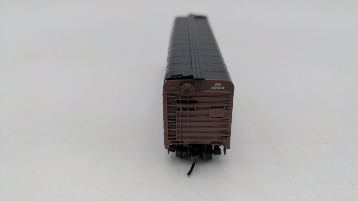 Micro-Trains 07900020 N Northern Pacific 50' Double Door Wagon Top Boxcar #39610 EX/Box