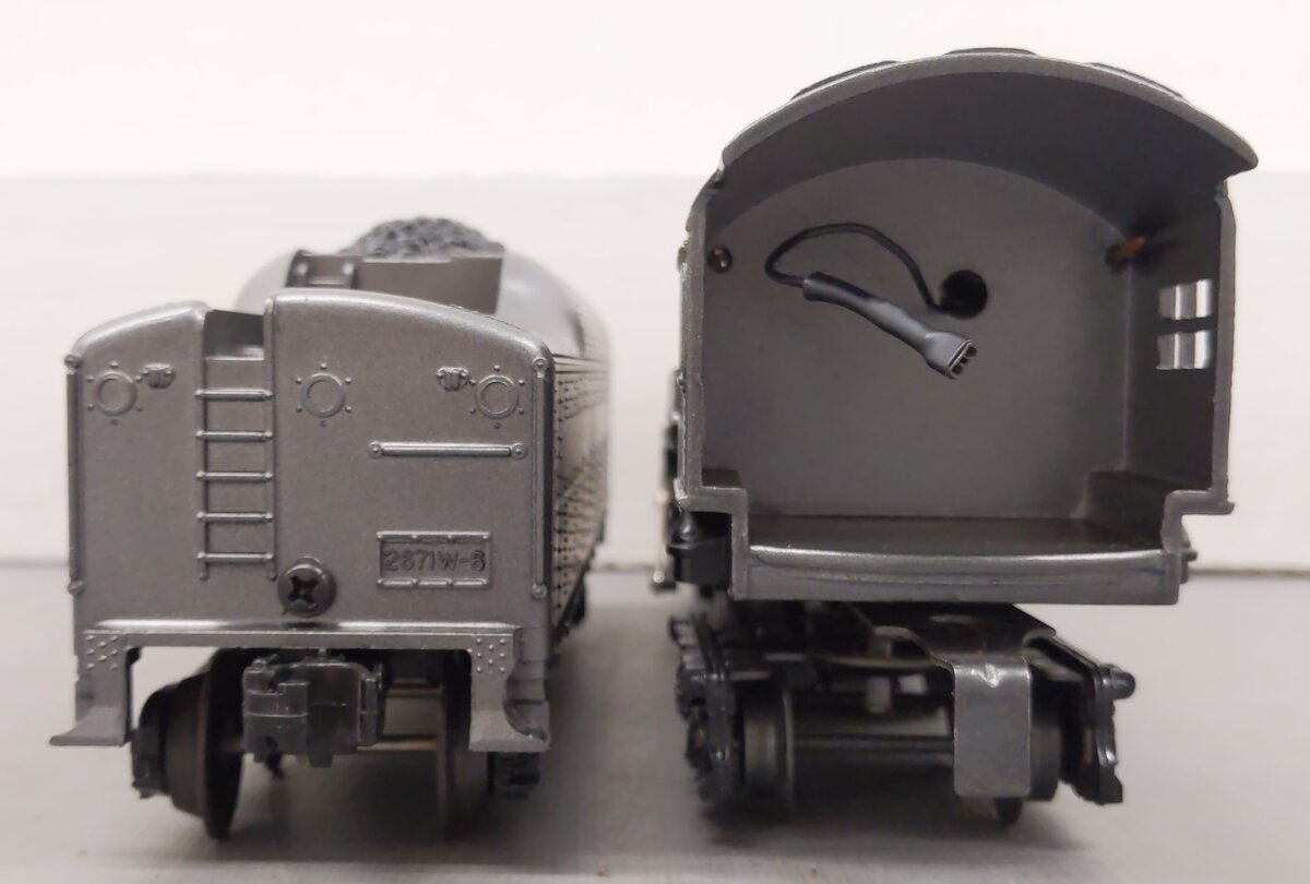 Lionel 6-8006 O Atlantic Coast Line 4-6-4 Steam Loco & Tender with Display Case VG/Box