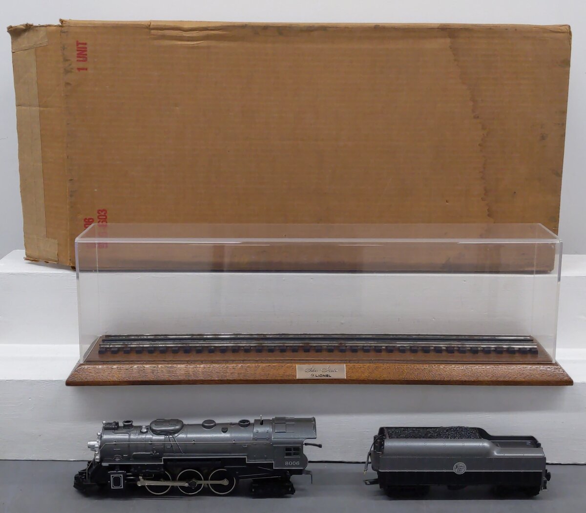 Lionel 6-8006 O Atlantic Coast Line 4-6-4 Steam Loco & Tender with Display Case VG/Box