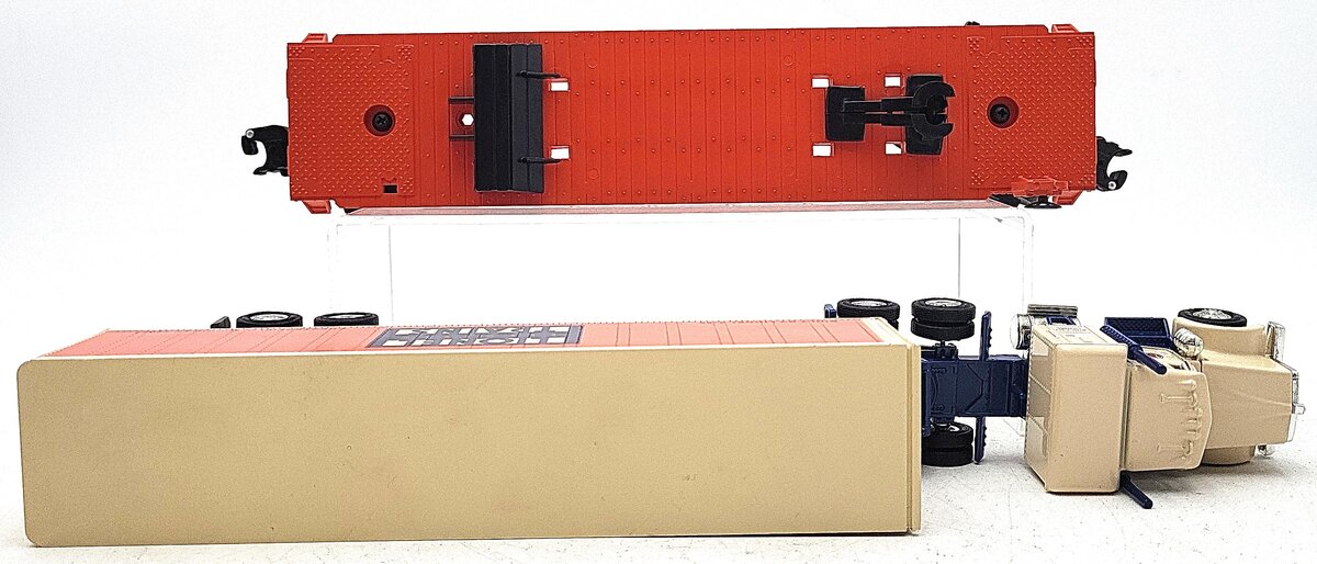 Lionel 6-52040 O Gauge TTOS Flatcar with Tractor & Trailer LN/Box
