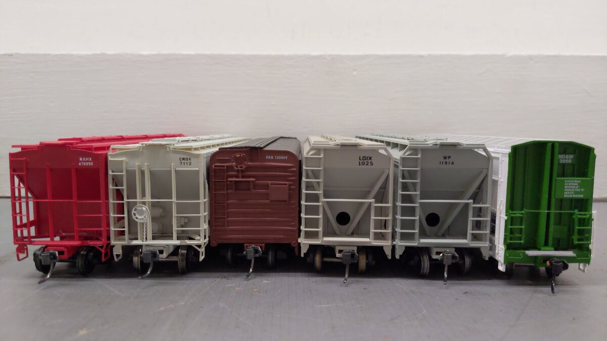 HO Scale Assorted Freight Cars: 7112, 130009, 3050, 476950, 11914, 1025 [6] VG