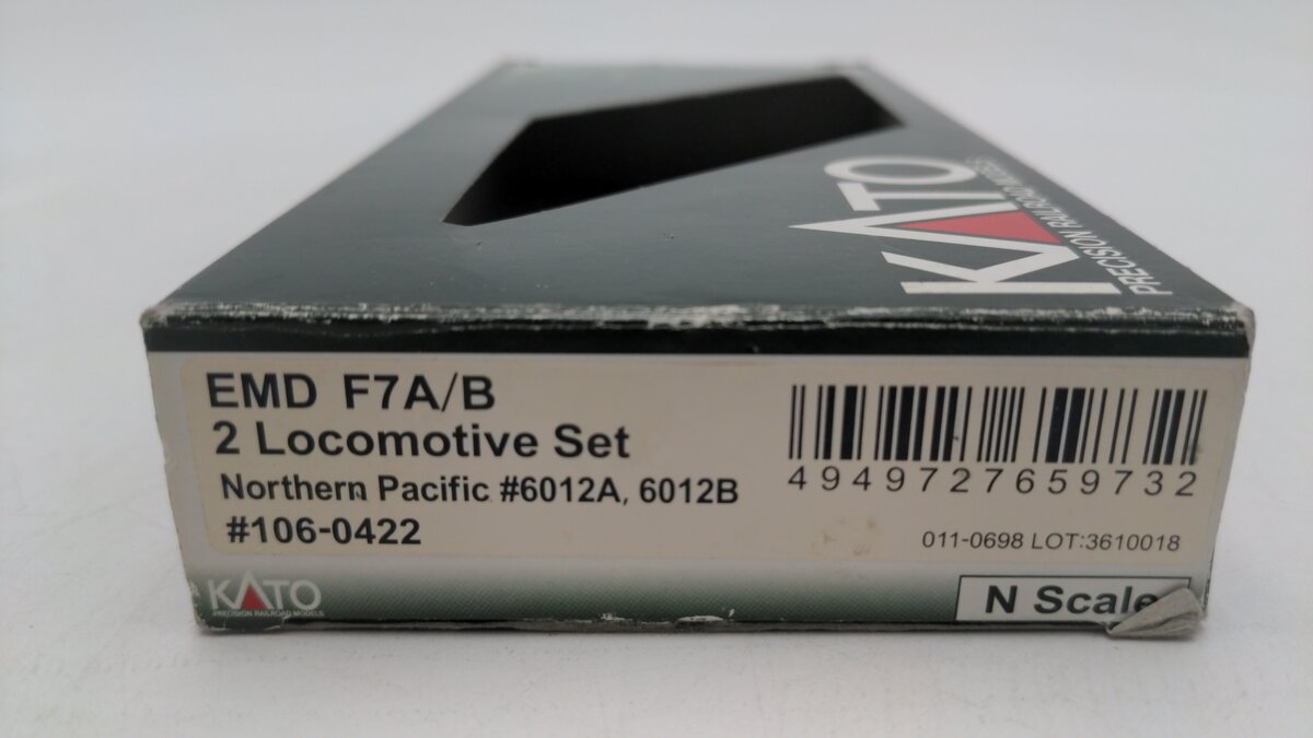 Kato 106-0422-DCC N Northern Pacific EMD F7A & F7B Diesel with DCC #6012A,6012B