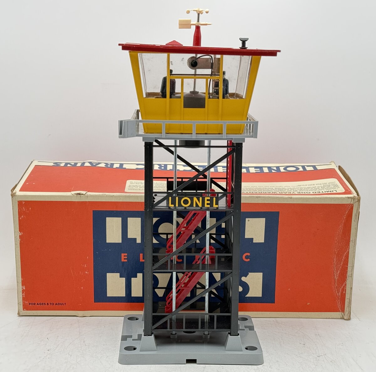 Lionel 6-2318 O Gauge Operating Control Tower VG/Box