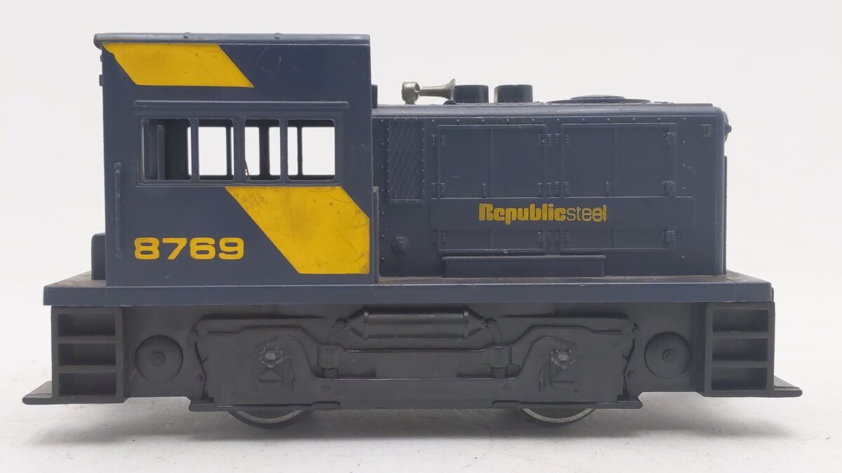 Lionel 6-8769 O Gauge Republic Steel Diesel Locomotive EX