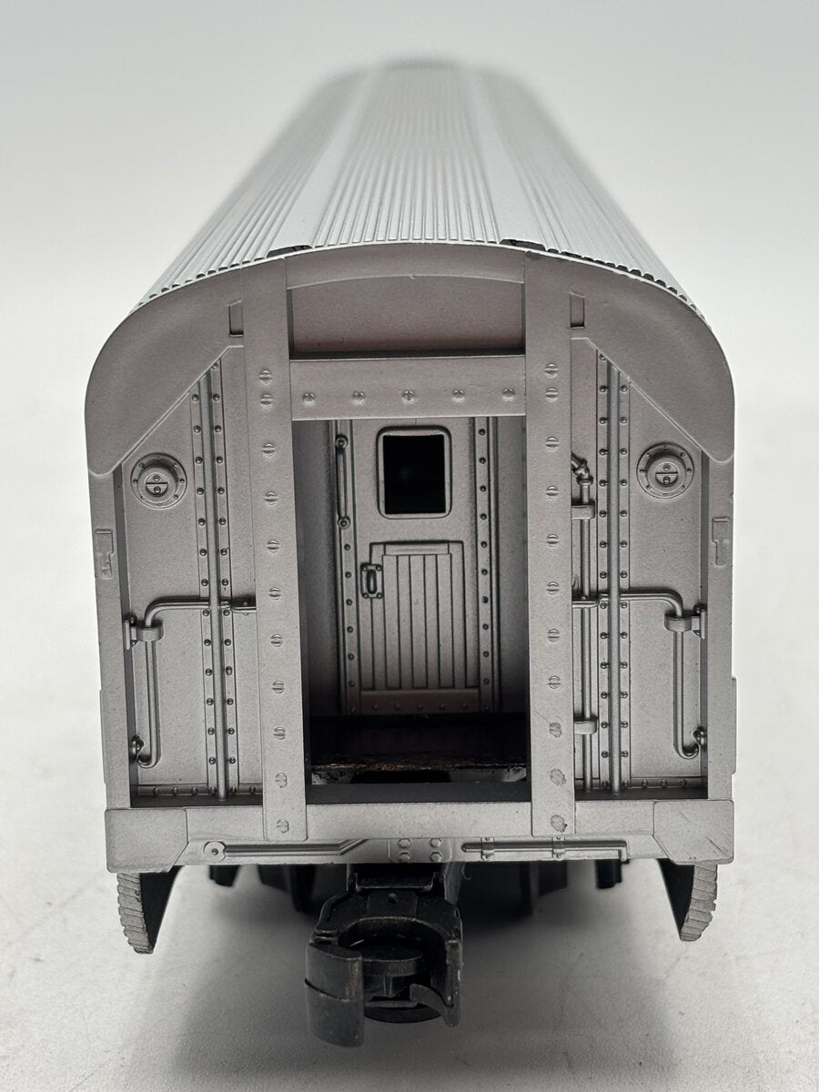 Williams O Gauge Canadian Pacific 'Blair Manor' Lighted Aluminum Passenger Car EX/Box