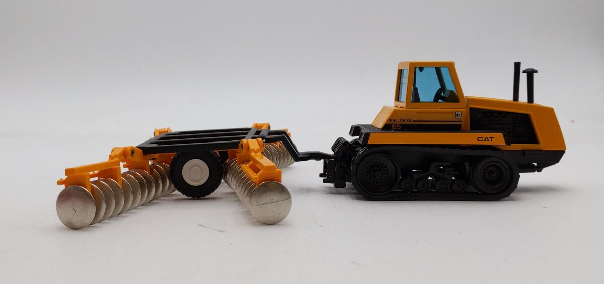 Joal 253 1:50 Scale CAT Challenger 65 Tractor w/Disc Harrow NIB