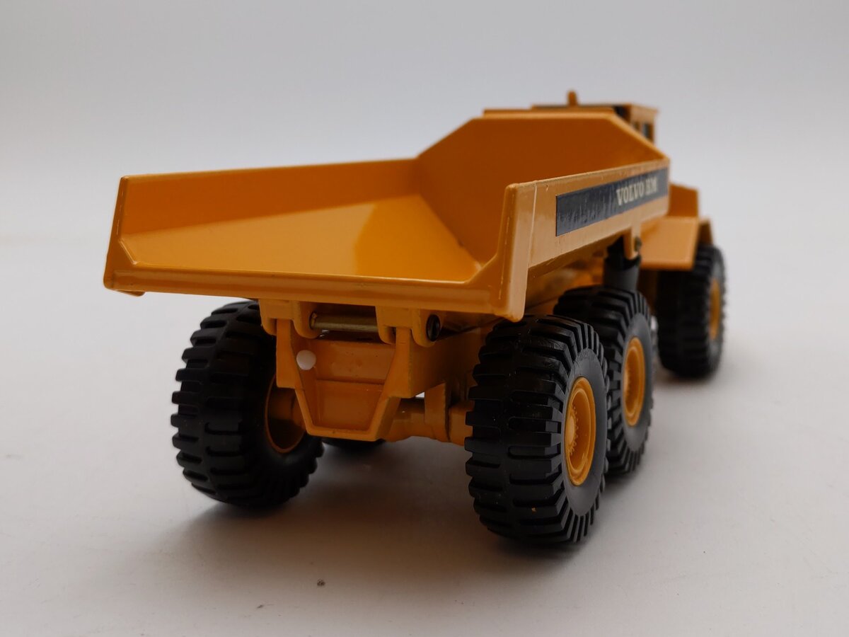 Joal Compact 1:50 Scale Diecast Volvo BM A 35 Dump Truck NIB