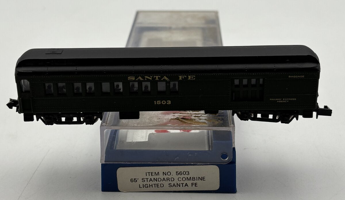 Bachmann 5603 N Santa Fe 65' Lighted Standard Combine Passenger Car VG/Box