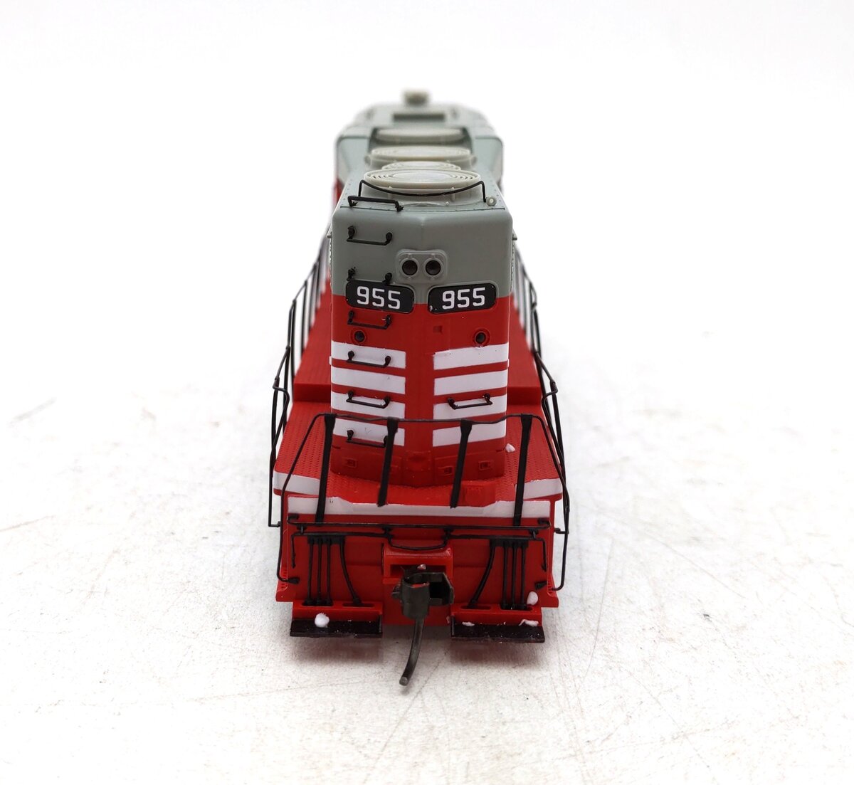 Proto 2000 21517 HO Scale CB&Q Powered GP30 Diesel Locomotive #955 LN/Box