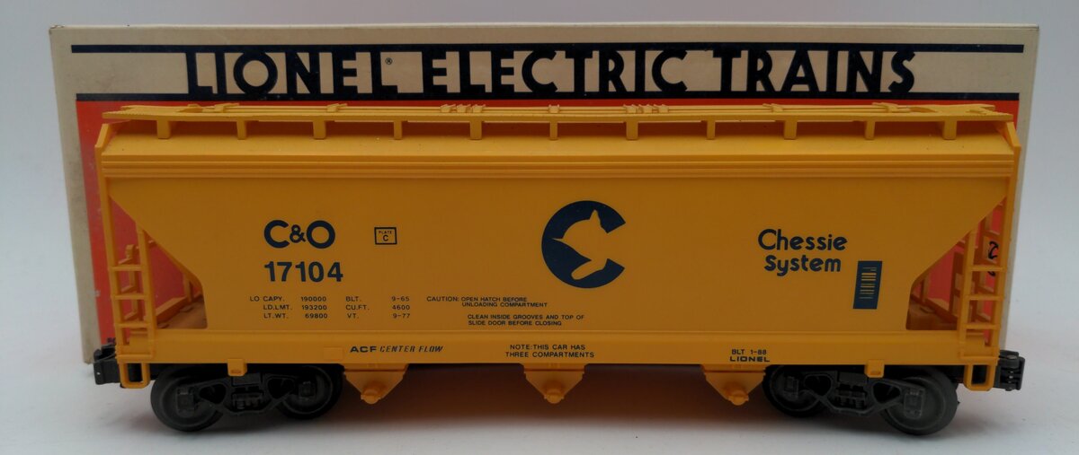 Lionel 6-17104 O Gauge Chessie System ACF 3-Bay Center Flow Hopper EX/Box