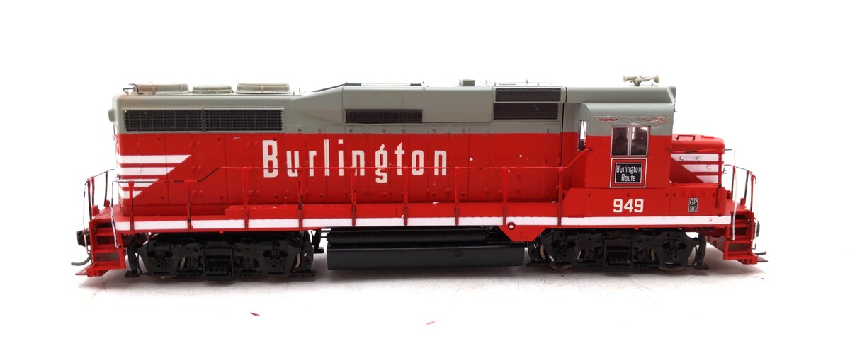 Proto 2000 21516 HO Scale CB&Q GP30 Diesel Locomotive #949 EX