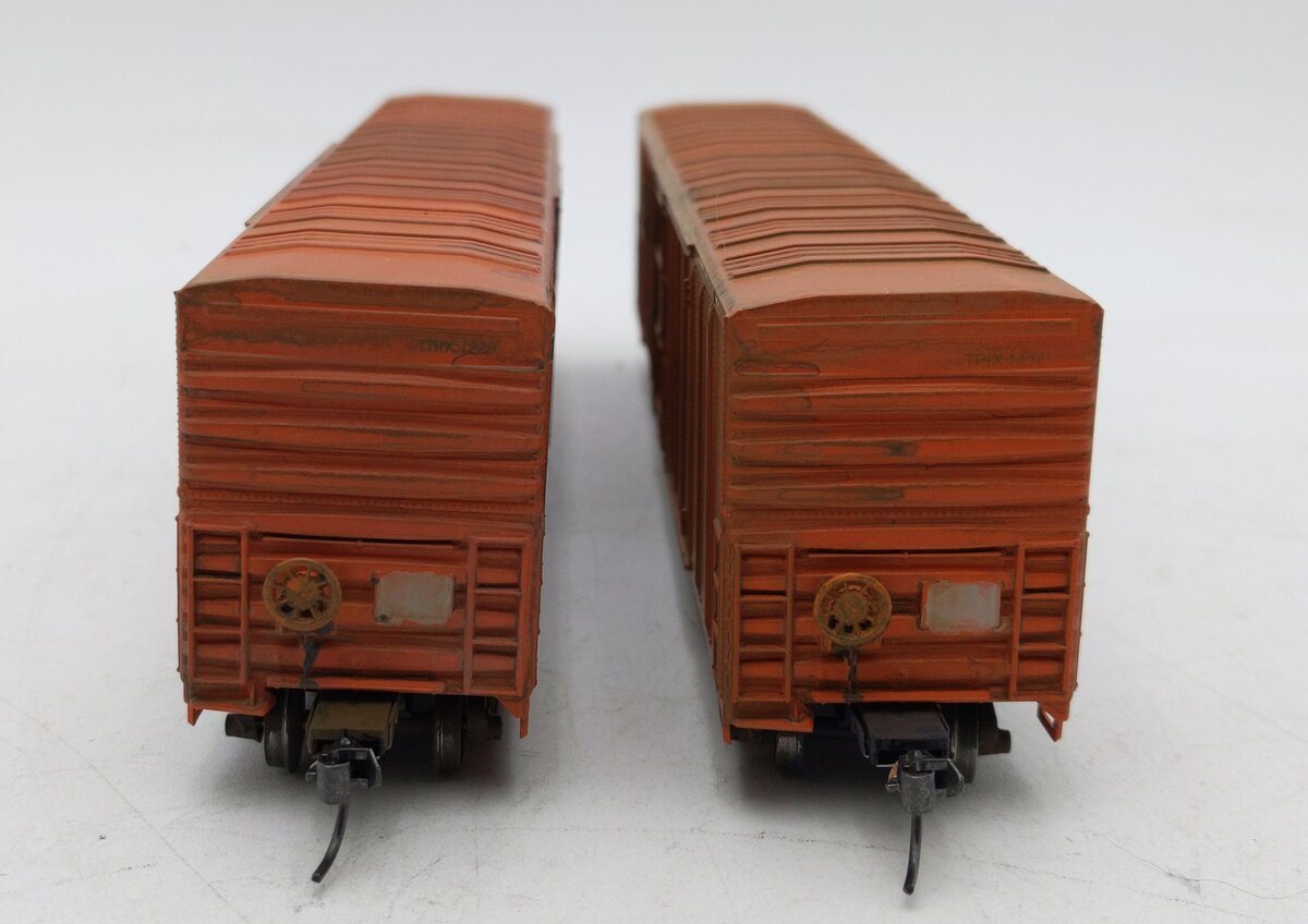 Athearn 2319 HO Tropicana Reefer Cars #1229 & 1242 -Assembled Weathered/Box