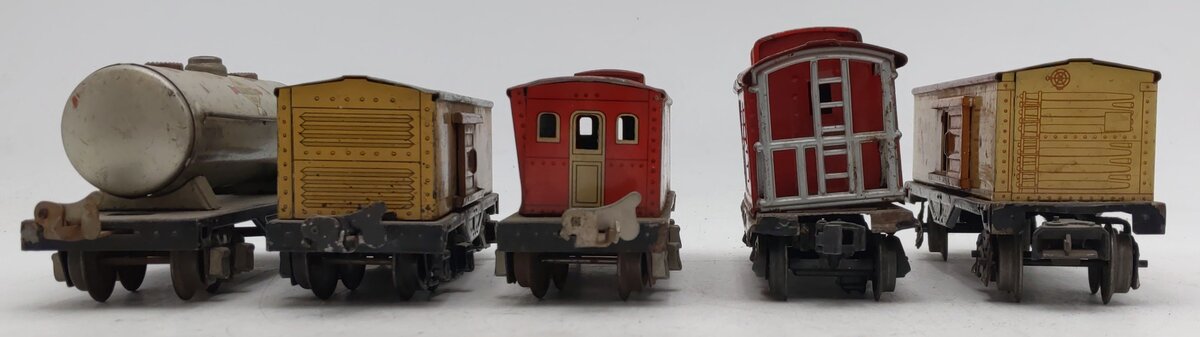 Lionel Vintage O Gauge Tin Plate Freight Cars #1680,2657,1679,1682,1679 [5] VG