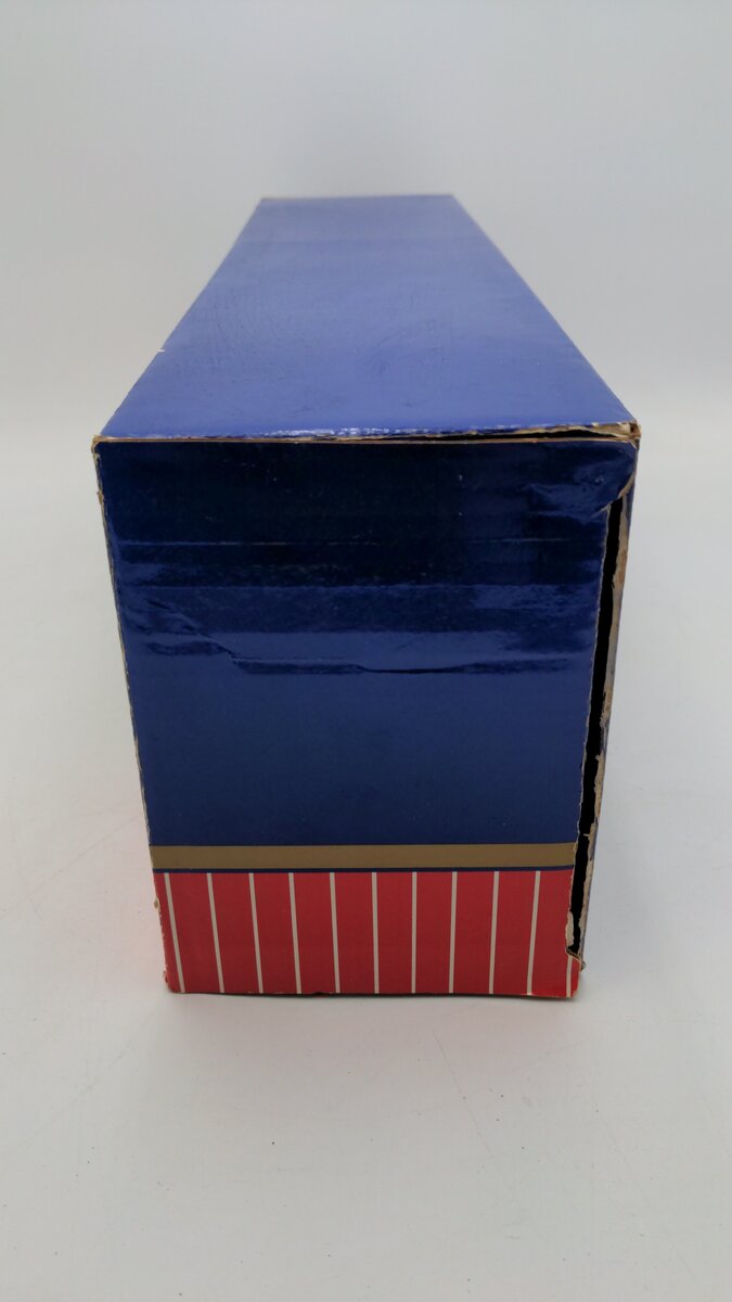 USA Trains 92539 G Scale Chicago and Northwestern Sliding Doors Boxcar #92539 EX/Box
