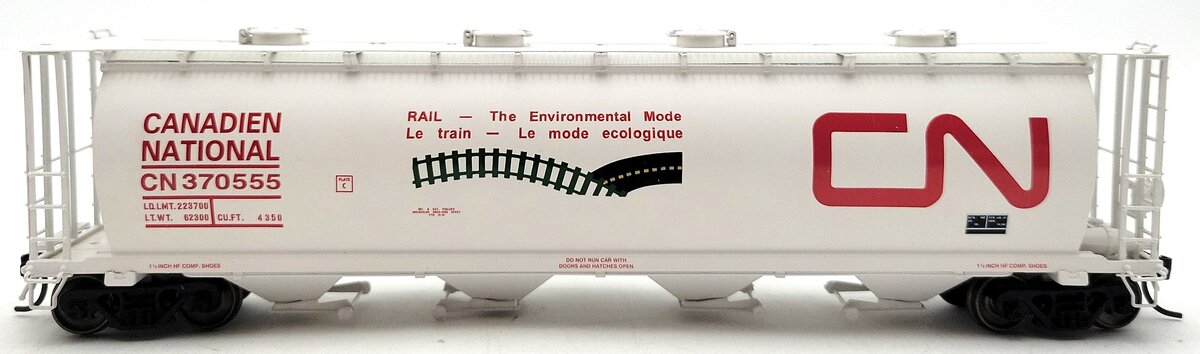 HO CN Round Hatch Cylindrical Covered Hopper #370555 EX/Box