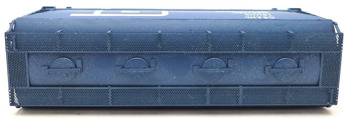 InterMountain H1065D Grand Trunk Western ACF 2 Bay Covered Hopper #315079 LN/Box