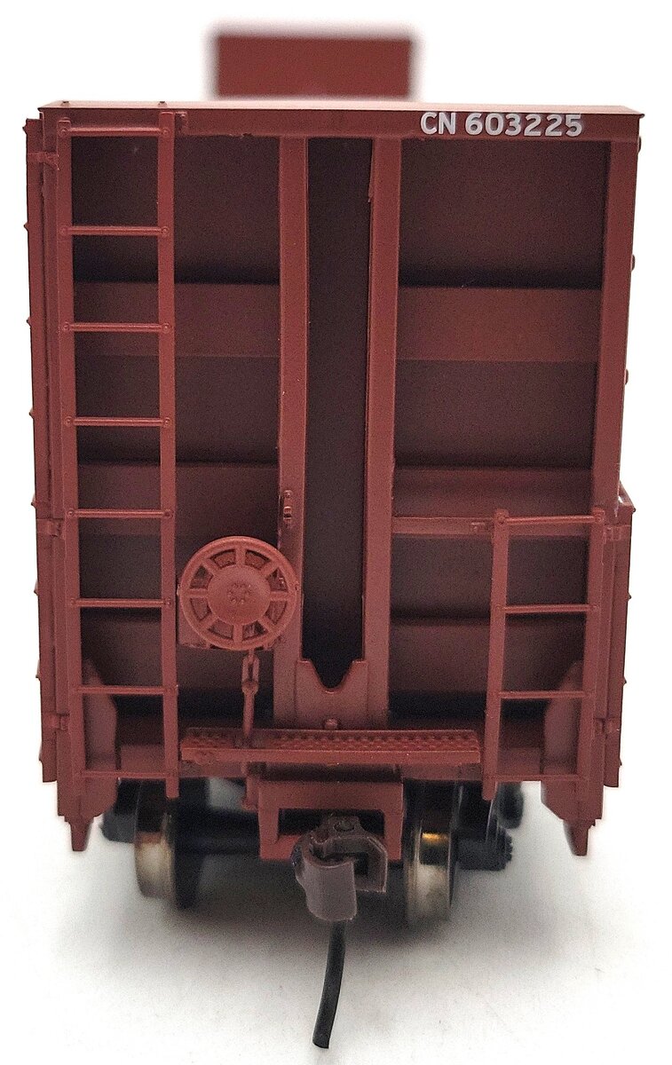 Walthers 932-40051 Canadian National 50' Bulkhead Flat Car #603225 LN/Box