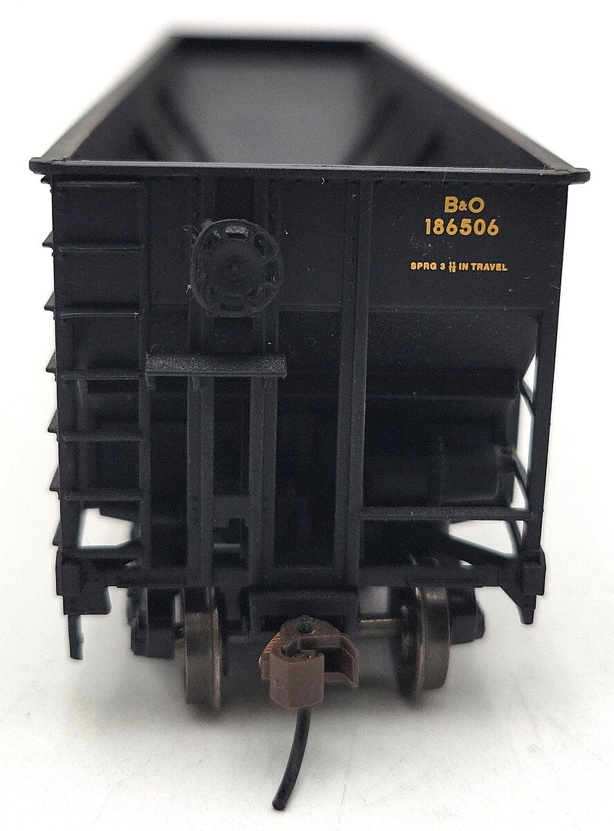 Bowser 40593 HO 100-Ton Triple Hopper, Chessie/B&O #186506