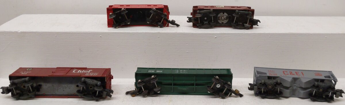 American Flyer S Assorted Freight Cars; 24221,631,803,930,638 [5]