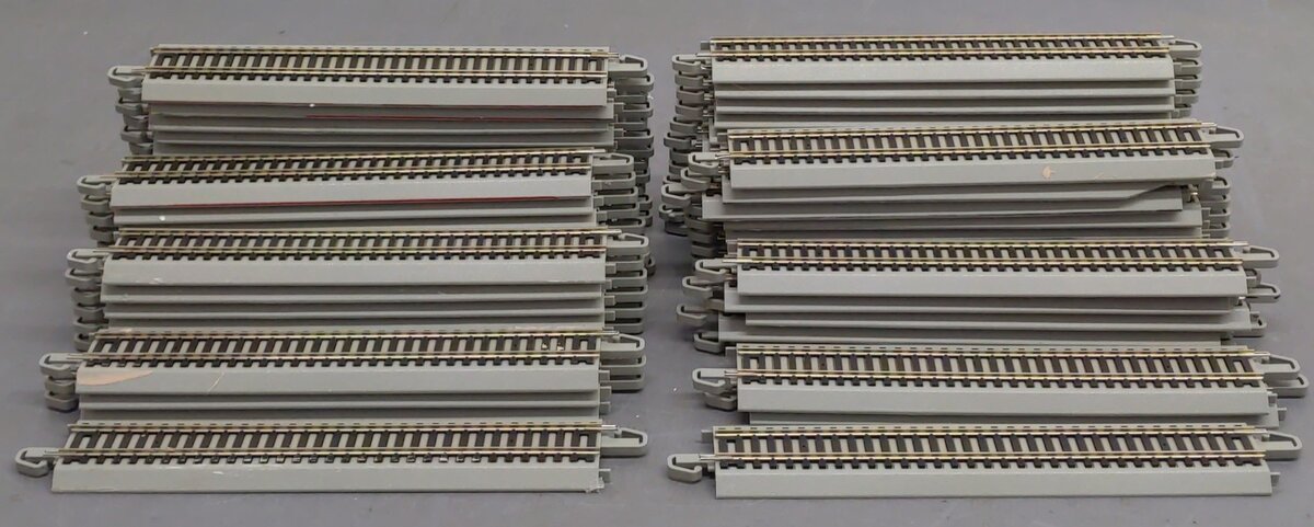 Bachmann 44481 HO Nickel Silver 9" Straight E-Z Track Sections (59) EX