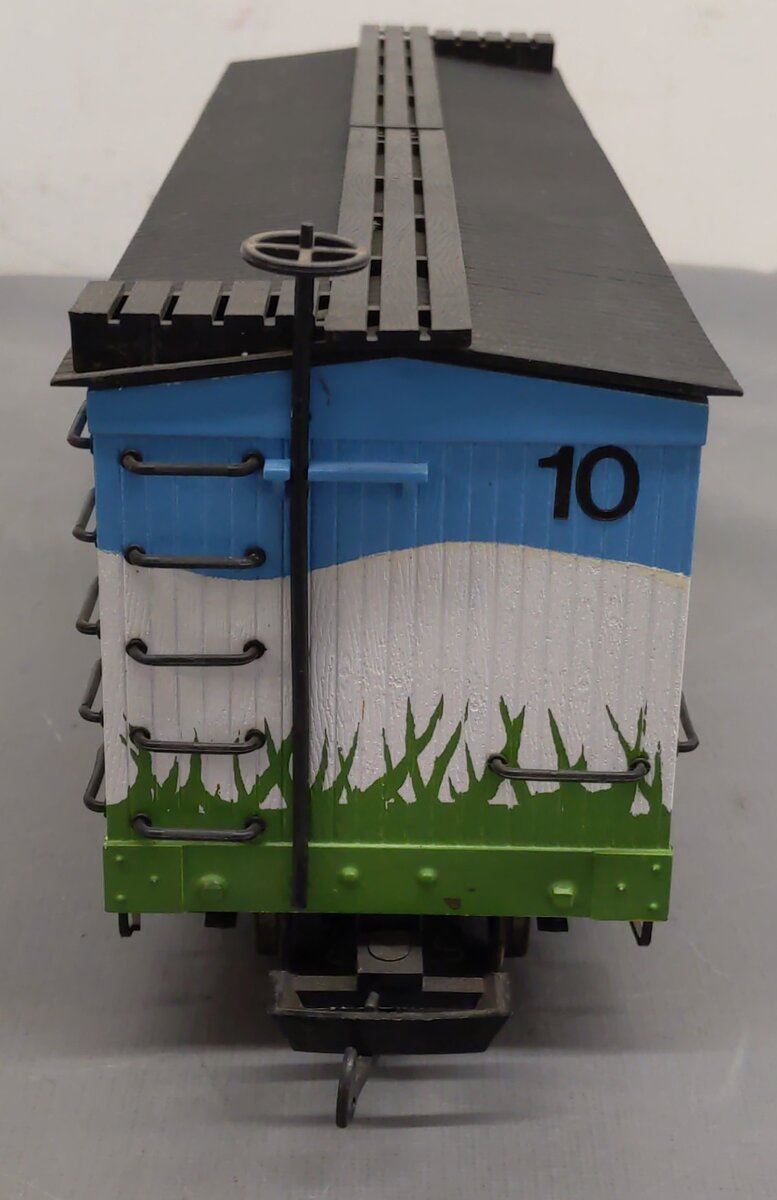 Bachmann 98903 G Scale Wooden Boxcar w/ Metal Wheels - Custom Painted/Box