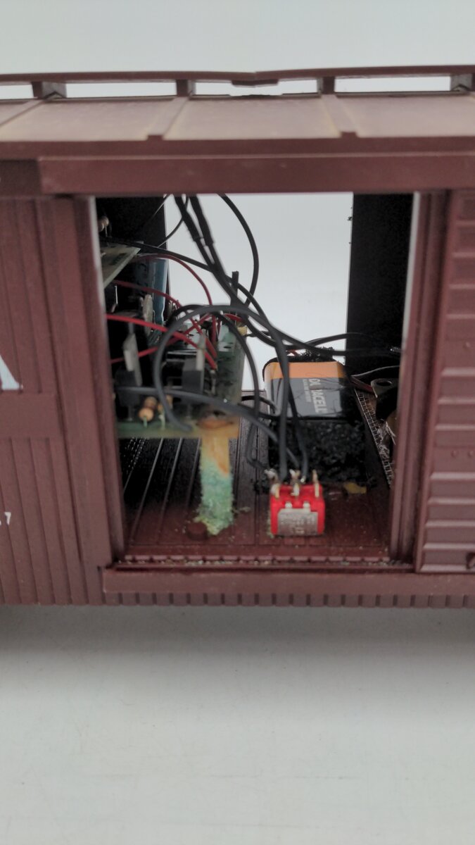 USA Trains R1950 G Scale Custom Pennsylvania Boxcar #1950 VG