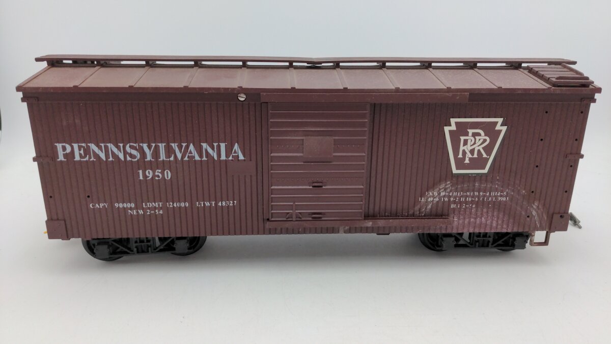 USA Trains R1950 G Scale Custom Pennsylvania Boxcar #1950 VG
