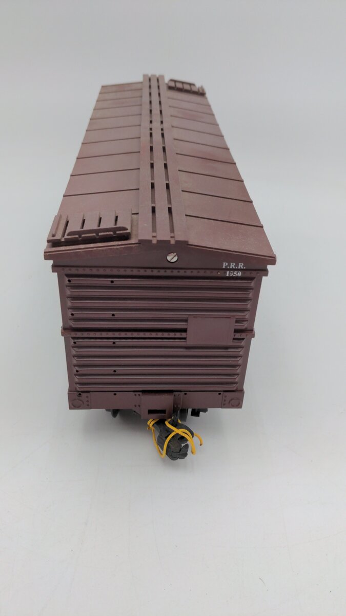 USA Trains R1950 G Scale Custom Pennsylvania Boxcar #1950 VG