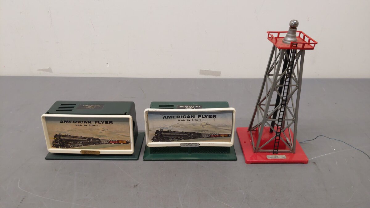 American Flyer S Gauge Assorted Accessories 566 & 769 [3] VG