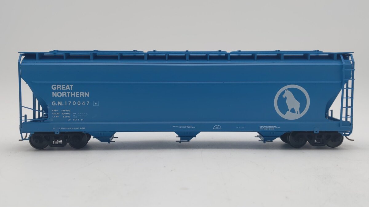 Pacific Rail S Scale Great Northern 3-Bay Covered Hopper #170047 VG