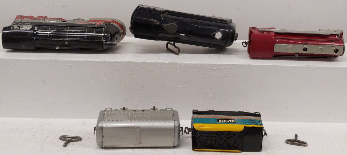 Hafner O Gauge Tin-Plate Assorted Locomotives & Tender; 2000,1010, 90131 [5]