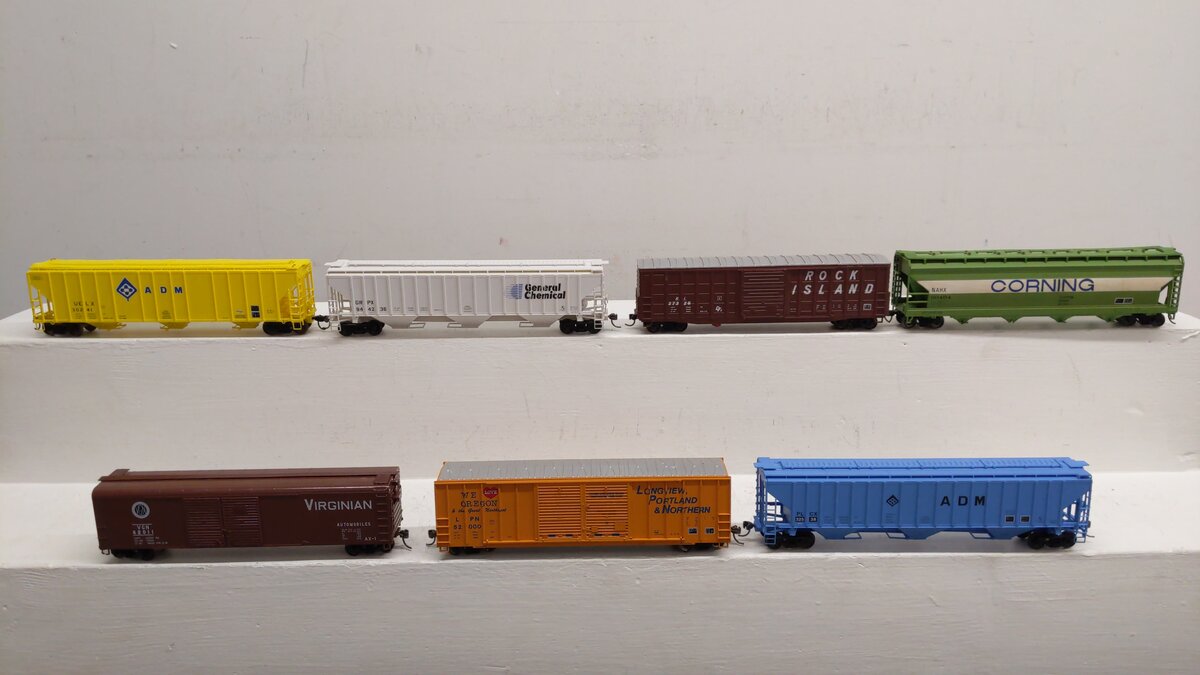 HO Scale Assorted Freight Cars: 90404, 27326, 32538, 52000, 62011, 30241 [7] VG