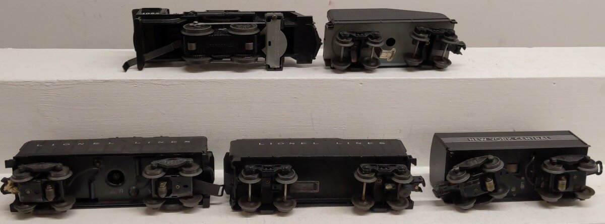 Lionel O Gauge Assorted Locomotive and Tender Cars;1062, 243W, 221W, 6-36788 [5]