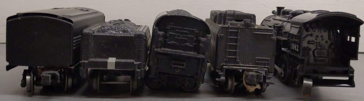 Lionel O Gauge Assorted Locomotive and Tender Cars;1062, 243W, 221W, 6-36788 [5]