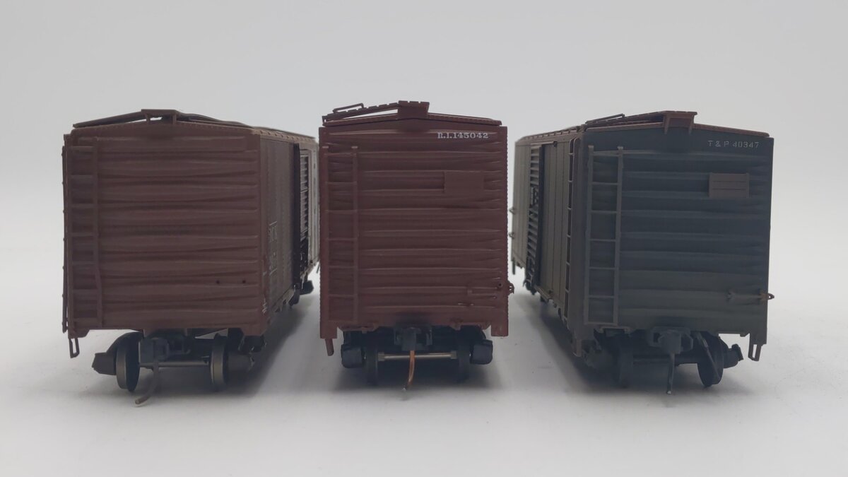 Pacific Rail S Scale Boxcars: 2454, 145042, 40347 [3] VG