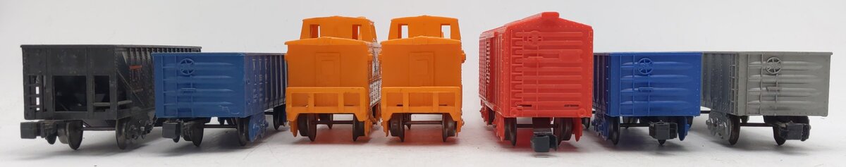Marx Vintage O Gauge Freight Cars #715100,467110,21913,347100,347100 [7] VG