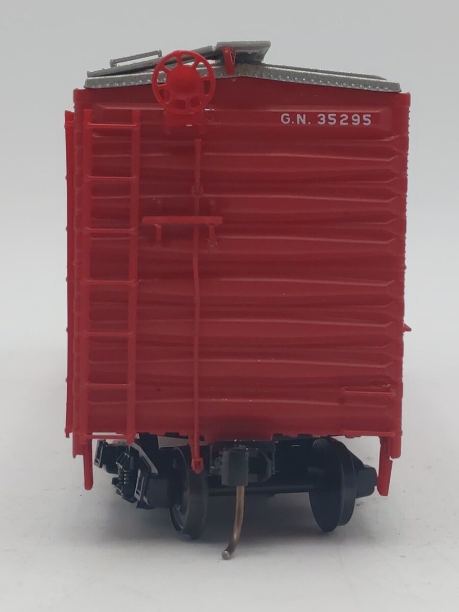 Pacific Rail S Scale Great Northern Sliding Double Door Boxcar #35295 VG