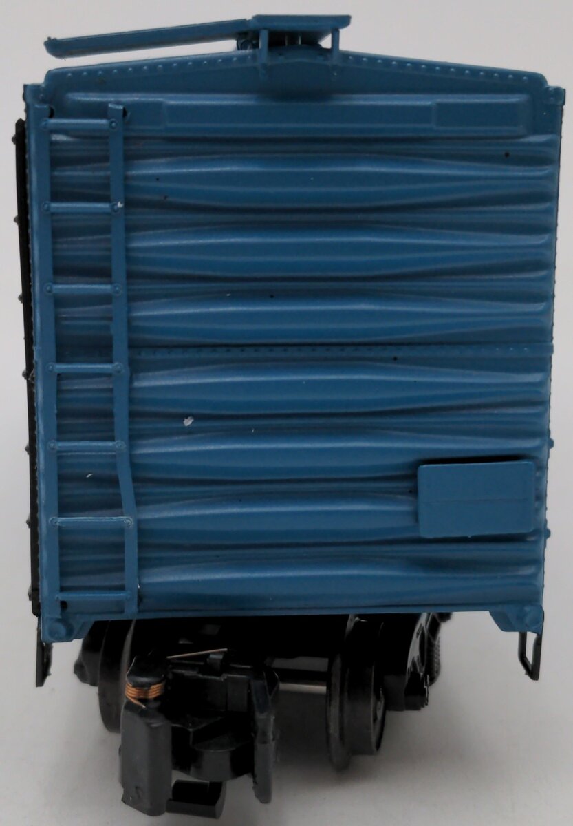 American Models 1148 S Scale (Hi-Rail) Boston and Maine 40' Box Car #76049 EX/Box