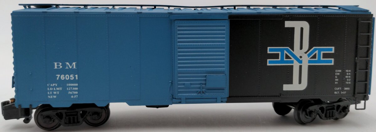 American Models 1148 S Scale (Hi-Rail) Boston and Maine 40' Box Car #76051 EX/Box