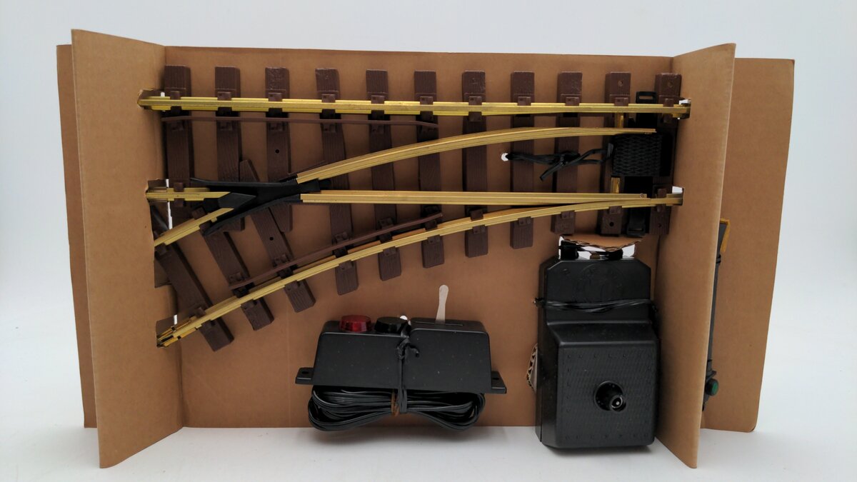 Lionel 8-82008 G Scale Left Hand Remote Switch Turnout Indoor & Outdoor Use LN/Box