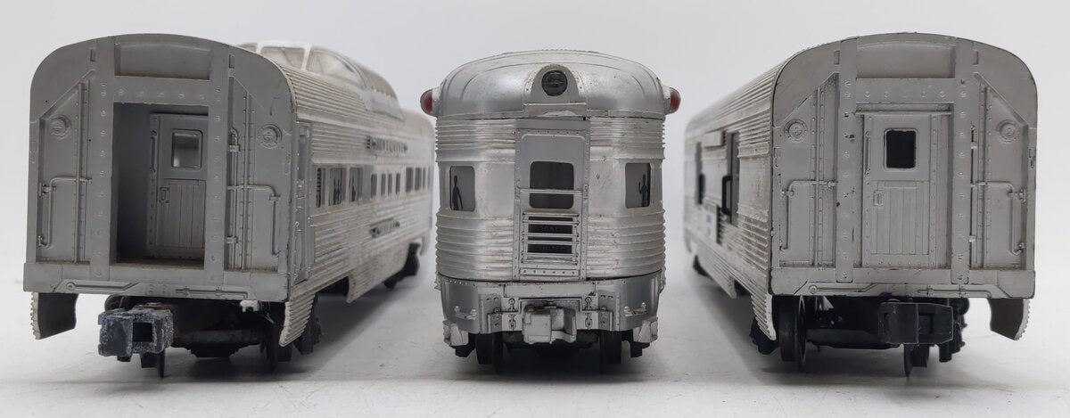 Lionel Vintage O Gauge Lionel Lines Aluminum Passenger Cars: #2531,2530,2532 [3] VG