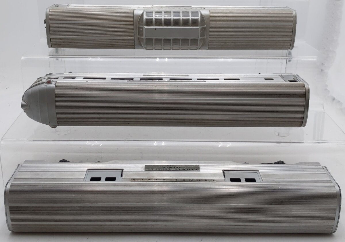 Lionel Vintage O Gauge Lionel Lines Aluminum Passenger Cars: #2531,2530,2532 [3] VG