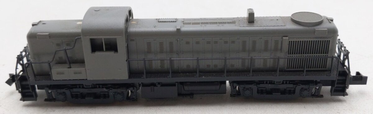 Atlas 4200 N Scale Undecorated Alco RS-3 Diesel Locomotive EX/Box