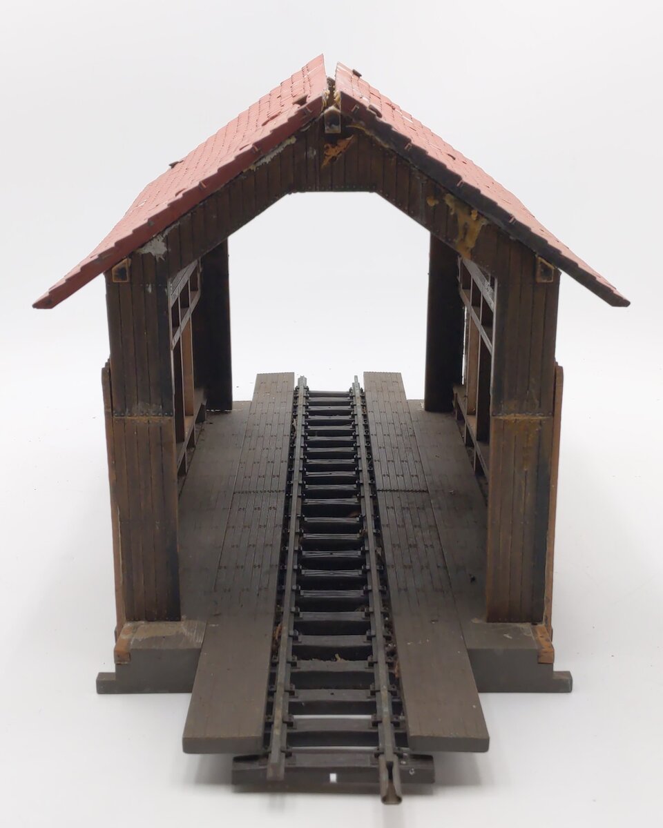 LGB 331061 G Scale Covered Bridge VG