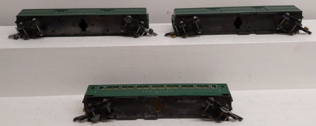American Flyer S Gauge Assorted Passenger Cars #651,651,650 [3] VG