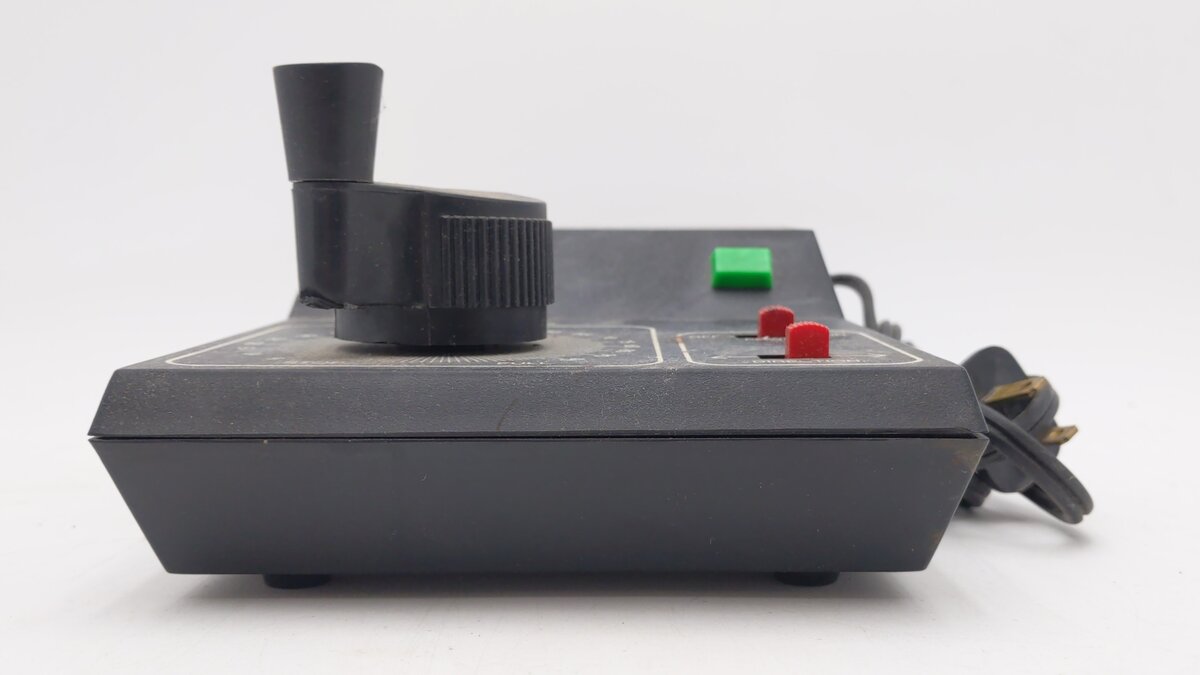 MRC 1400 Trainpower HO/N DC Powerpack EX