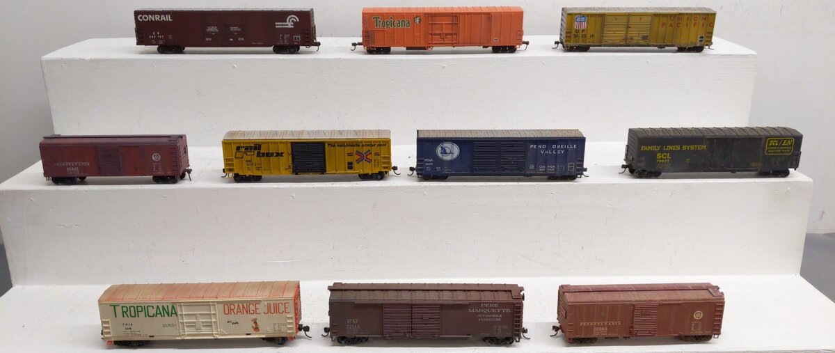 Assorted HO Scale Custom Weathered Refrigerator & Box Cars [10] EX